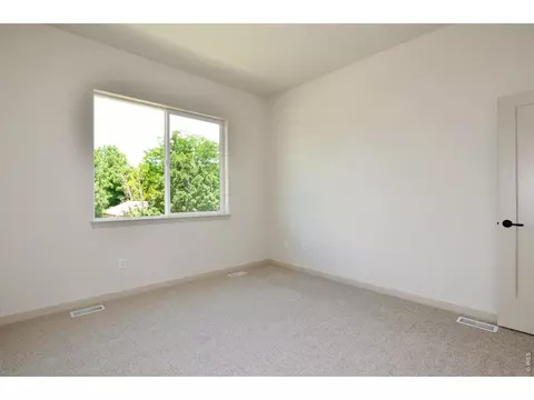 529 S 10th St, Berthoud, CO 80513 photo 22
