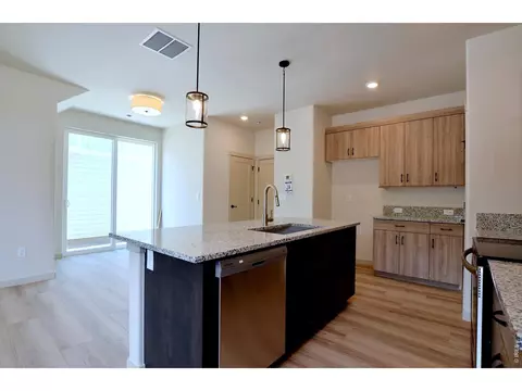 529 S 10th St, Berthoud, CO 80513 photo 10