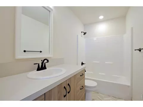529 S 10th St, Berthoud, CO 80513 photo 30