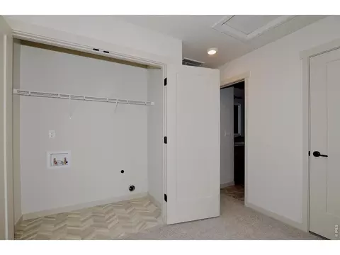 529 S 10th St, Berthoud, CO 80513 photo 32