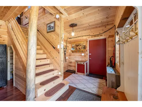 Entry Way - 204 Coughlin Meadows Rd, Boulder, CO 80302 photo 2 of 2