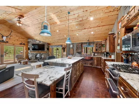 Kitchen - 204 Coughlin Meadows Rd, Boulder, CO 80302 photo 3 of 8