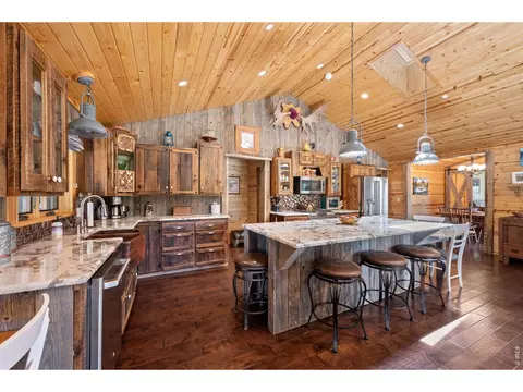 Kitchen - 204 Coughlin Meadows Rd, Boulder, CO 80302 photo 4 of 8