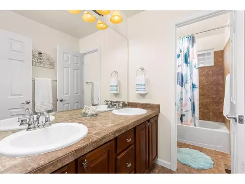 Bath - 279 Bittern Dr, Johnstown, CO 80534 photo 5 of 6