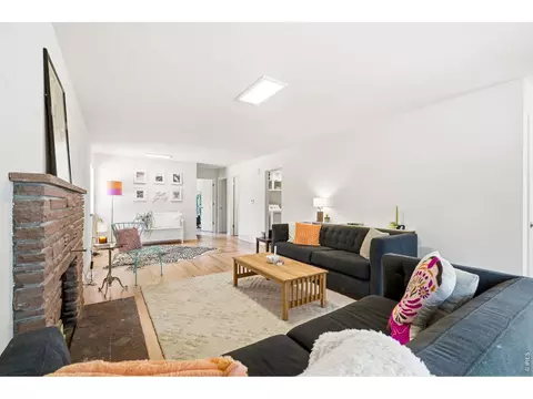 Living - 3280 Dartmouth Ave, Boulder, CO 80305 photo 2 of 9