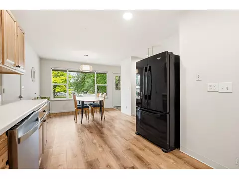 Kitchen - 3280 Dartmouth Ave, Boulder, CO 80305 photo 4 of 4