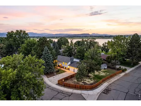 3525 Lakeview Cir, Longmont, CO 80503