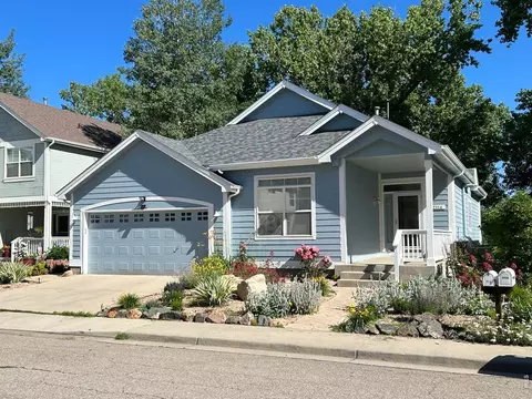 2114 River Walk Ln, Longmont, CO 80504