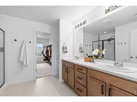 Bath - 1228 Argali Dr, Severance, CO 80550 photo 2 of 5