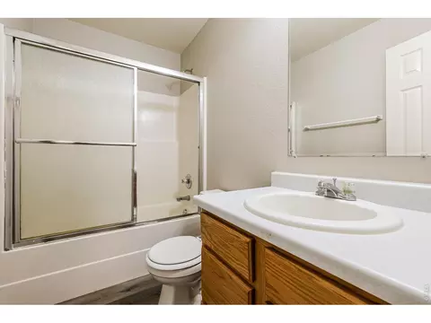 Bath - 3819 Dry Gulch Rd, Evans, CO 80620 photo 2 of 3