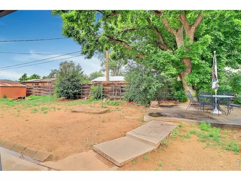 Exterior - 3001 Sunset Dr, Evans, CO 80620 photo 5 of 7