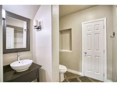 Bath - 290 Clark Ct, Windsor, CO 80550 photo 4 of 4