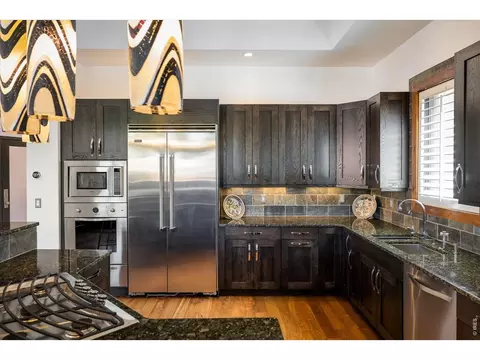 Kitchen - 820 Pearl St #E, Boulder, CO 80302 photo 3 of 4