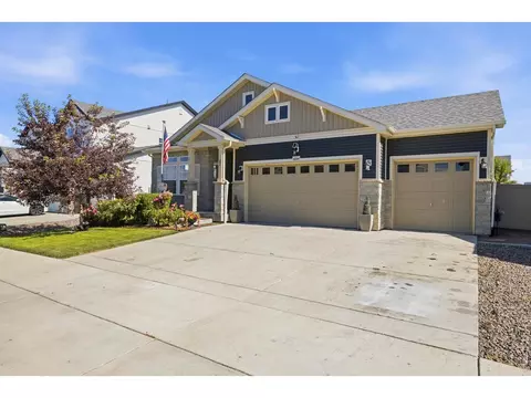 4294 Lacewood Ln, Johnstown, CO 80534