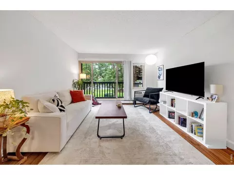 850 W Moorhead Cir #2F, Boulder, CO 80305
