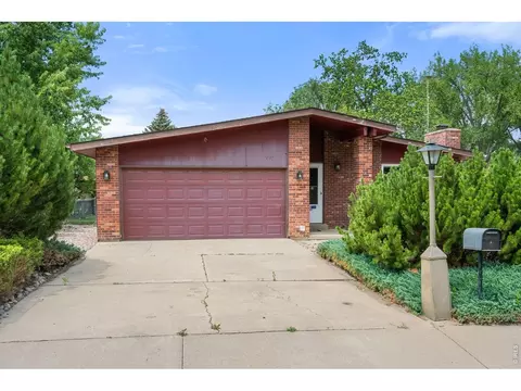 707 Hilltop St, Longmont, CO 80504