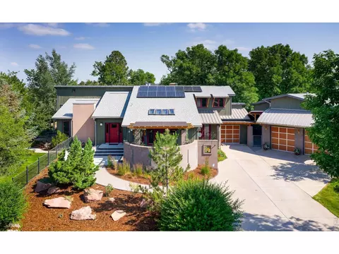 Exterior - 8929 Tahoe Ln, Boulder, CO 80301 photo 2 of 14