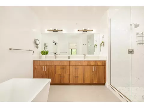 Bath - 2455 Walnut St, Boulder, CO 80302 photo 1 of 8