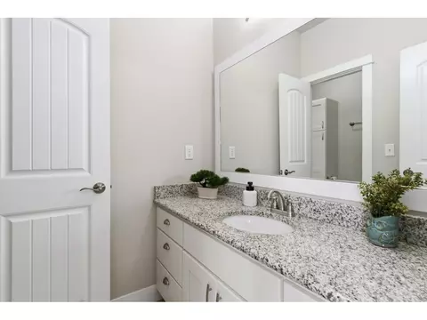 Bath - 270 Mt Harvard Ave, Windsor, CO 80550 photo 2 of 6