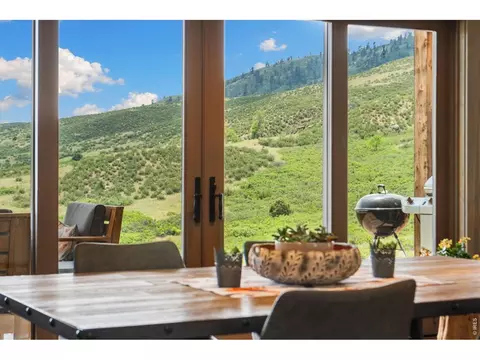 Dining - 1091 Shadow Ridge Rd, Laporte, CO 80535 photo 2 of 3