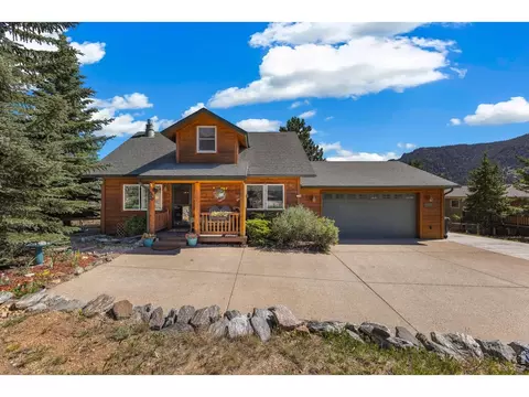 715 Ponderosa Ln, Estes Park, CO 80517