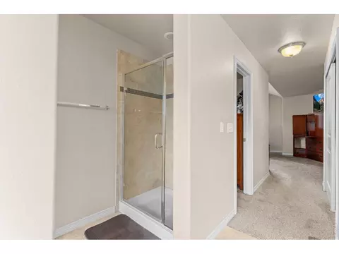Bath - 562 Dakota Ct, Windsor, CO 80550 photo 2 of 7