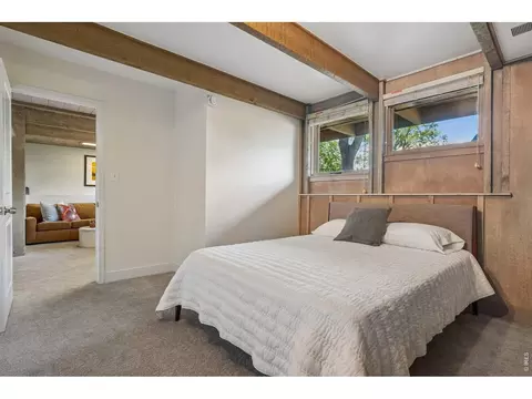 Bedroom - 2905 Vassar Dr, Boulder, CO 80305 photo 5 of 7