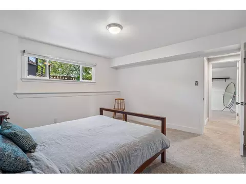 Bedroom - 2905 Vassar Dr, Boulder, CO 80305 photo 6 of 7