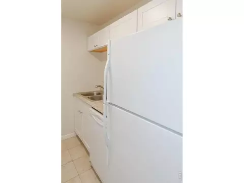 Kitchen - 2141 Baseline Rd #16, Boulder, CO 80302 photo 3 of 3