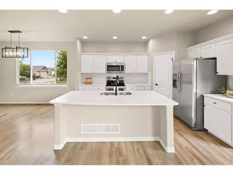 Kitchen - 2134 Day Spring Dr, Windsor, CO 80550 photo 2 of 4