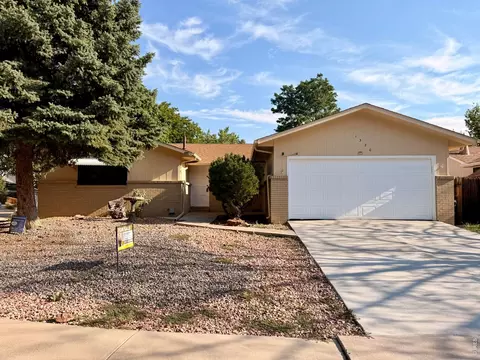 1320 Garden Cir, Longmont, CO 80501