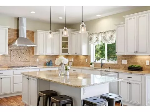 5035 Peregrine Rd, Dacono, CO 80514