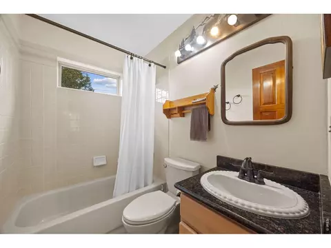 Bath - 12191 Tecumseh Trl, Conifer, CO 80433 photo 1 of 4