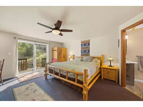 Bedroom - 12191 Tecumseh Trl, Conifer, CO 80433 photo 6 of 7