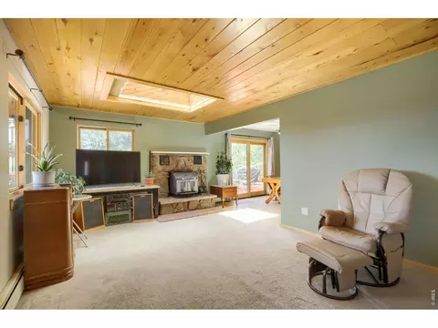 Living - 636 Ranch Rd, Ward, CO 80481 photo 2 of 2