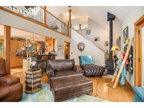 Living - 270 Choctaw Rd, Lyons, CO 80540 photo 3 of 6