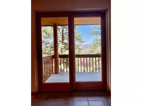 Entry Way - 1108 Eagle Dr, Lyons, CO 80540 photo 2 of 2