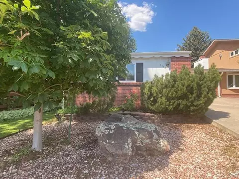 Exterior - 3255 20th St, Boulder, CO 80304 photo 3 of 7