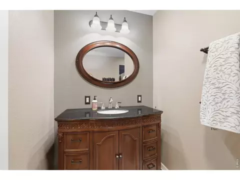 Bath - 216 Chestnut St, Windsor, CO 80550 photo 2 of 4