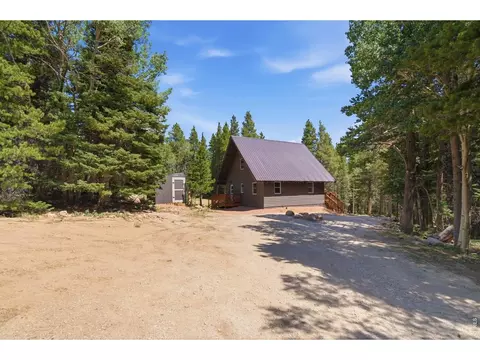 225 Mills Moraine Dr, Estes Park, CO 80517