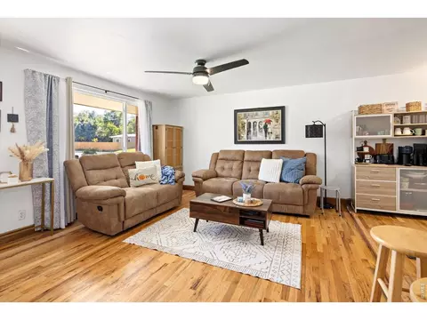 Living - 905 36th St, Boulder, CO 80303 photo 2 of 3