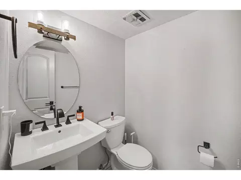 Bath - 7602 E Nassau Ave, Denver, CO 80237 photo 3 of 3