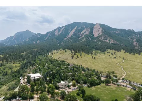 View/Area - 601 Chautauqua Park, Boulder, CO 80302 photo 1 of 2