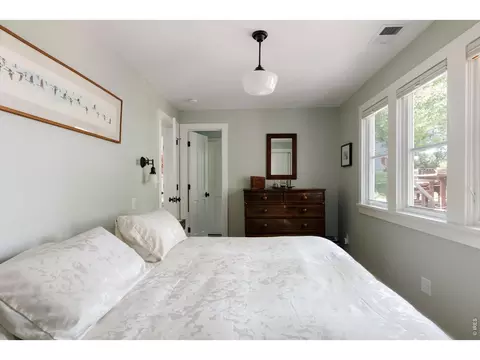 Bedroom - 601 Chautauqua Park, Boulder, CO 80302 photo 2 of 7
