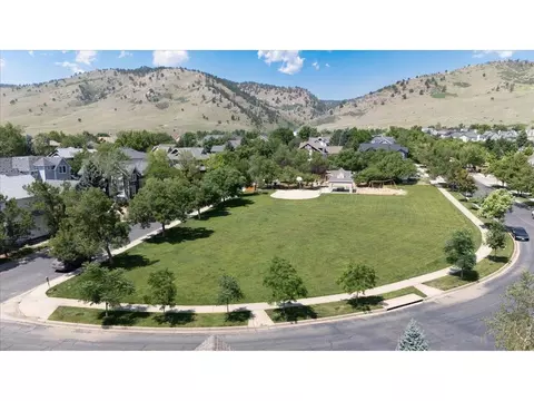 View/Area - 801 Chinle Ave #E, Boulder, CO 80304 photo 2 of 4