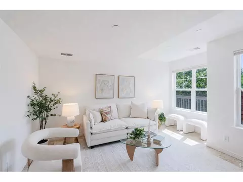 Living - 801 Chinle Ave #E, Boulder, CO 80304 photo 2 of 3