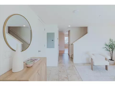 Entry Way - 801 Chinle Ave #E, Boulder, CO 80304 photo 1 of 2