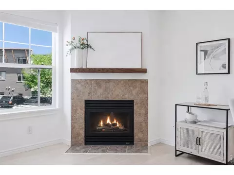 Living - 801 Chinle Ave #E, Boulder, CO 80304 photo 3 of 3