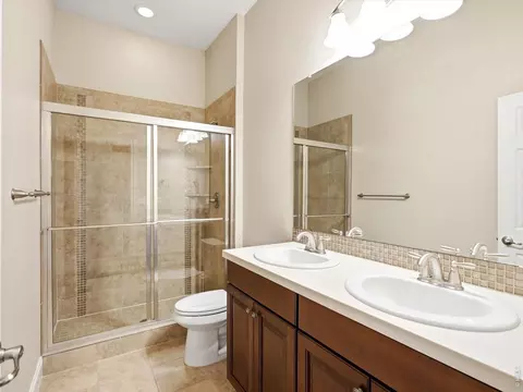 Bath - 15900 W 83rd Pl, Arvada, CO 80007 photo 6 of 7