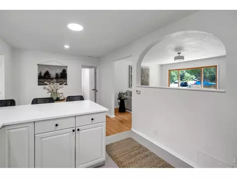 Kitchen - 3565 Martin Dr, Boulder, CO 80305 photo 4 of 6